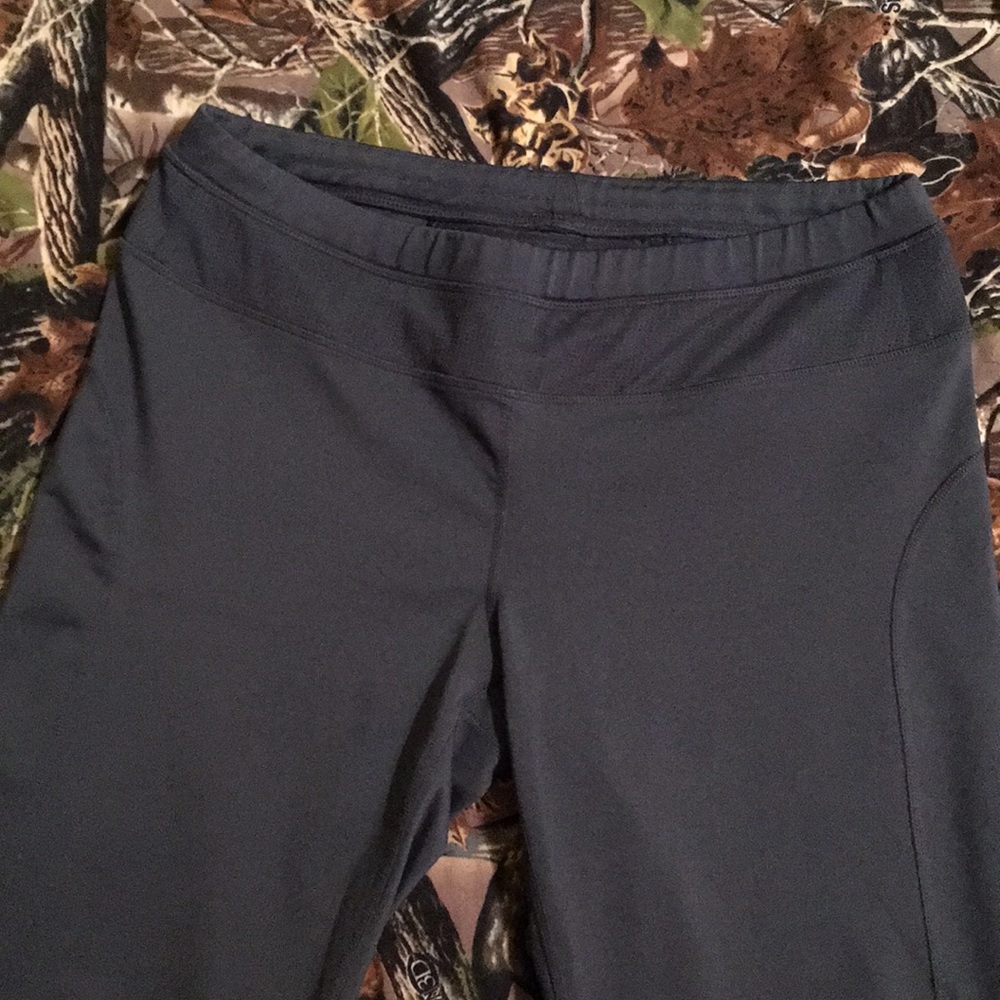 Grey Athleta running/yoga pants